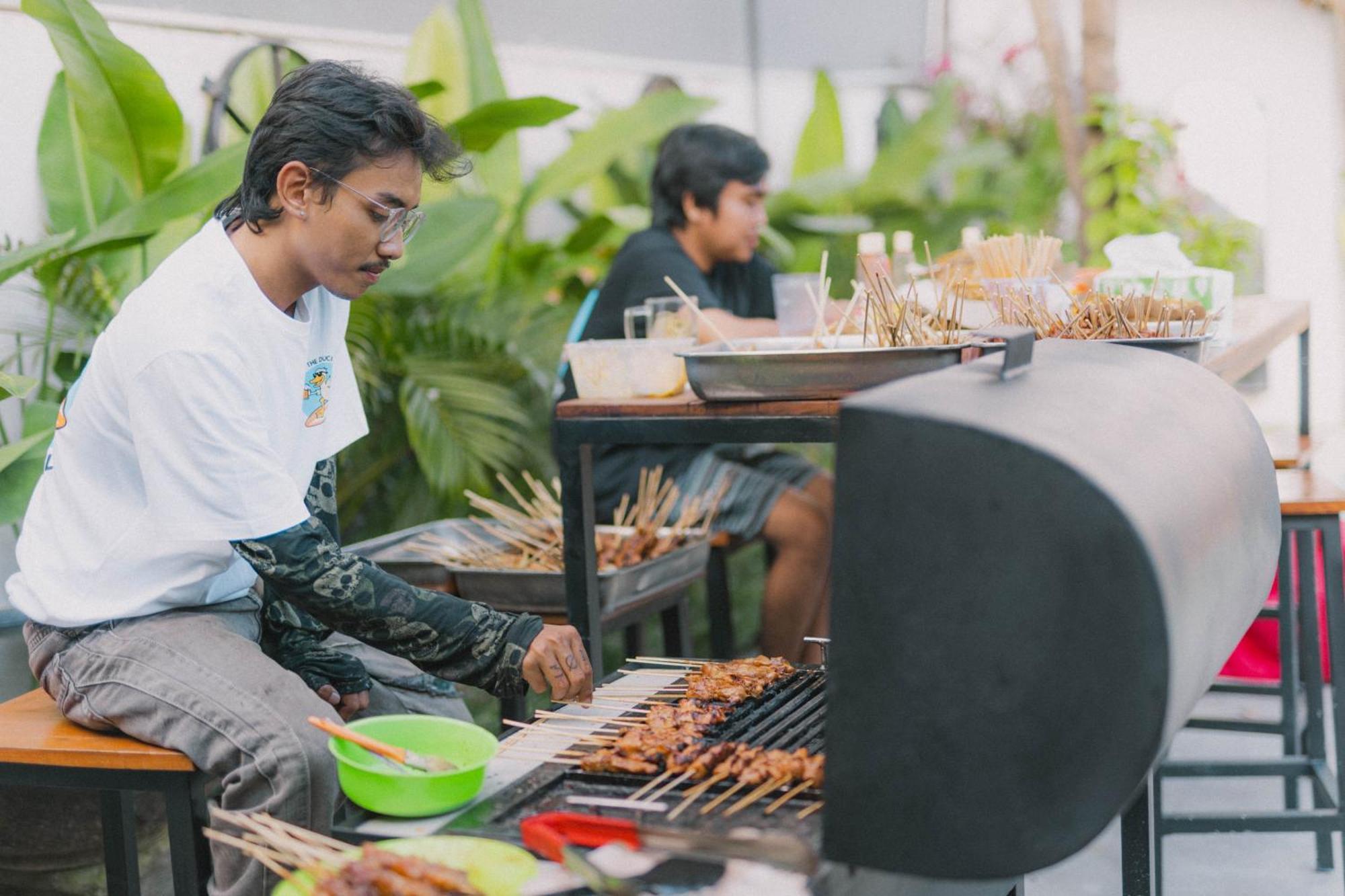 What The Duck Backpackers Canggu Extérieur photo