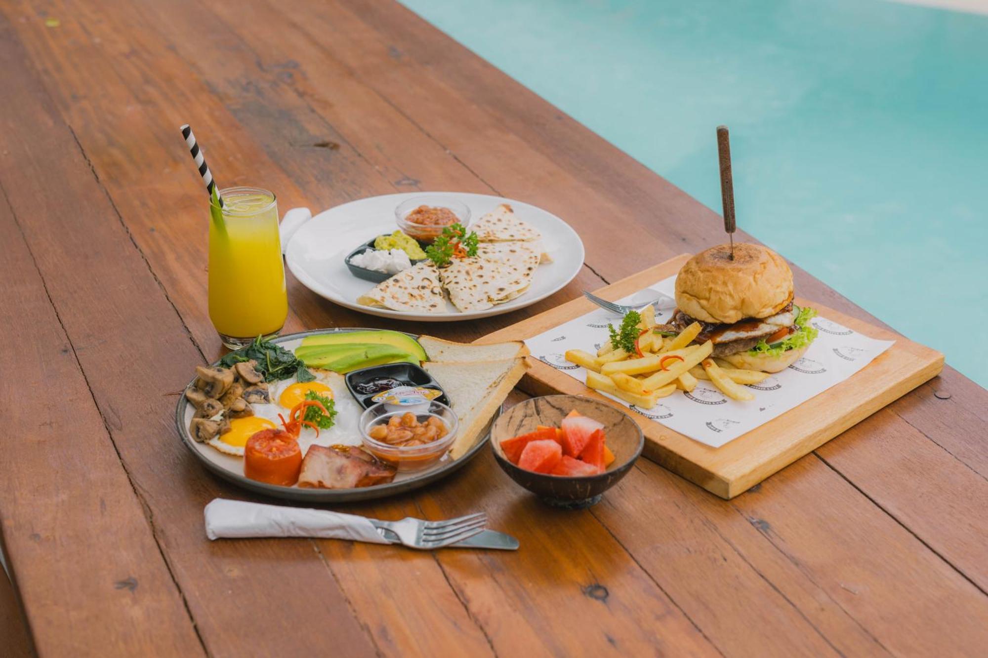 What The Duck Backpackers Canggu Extérieur photo