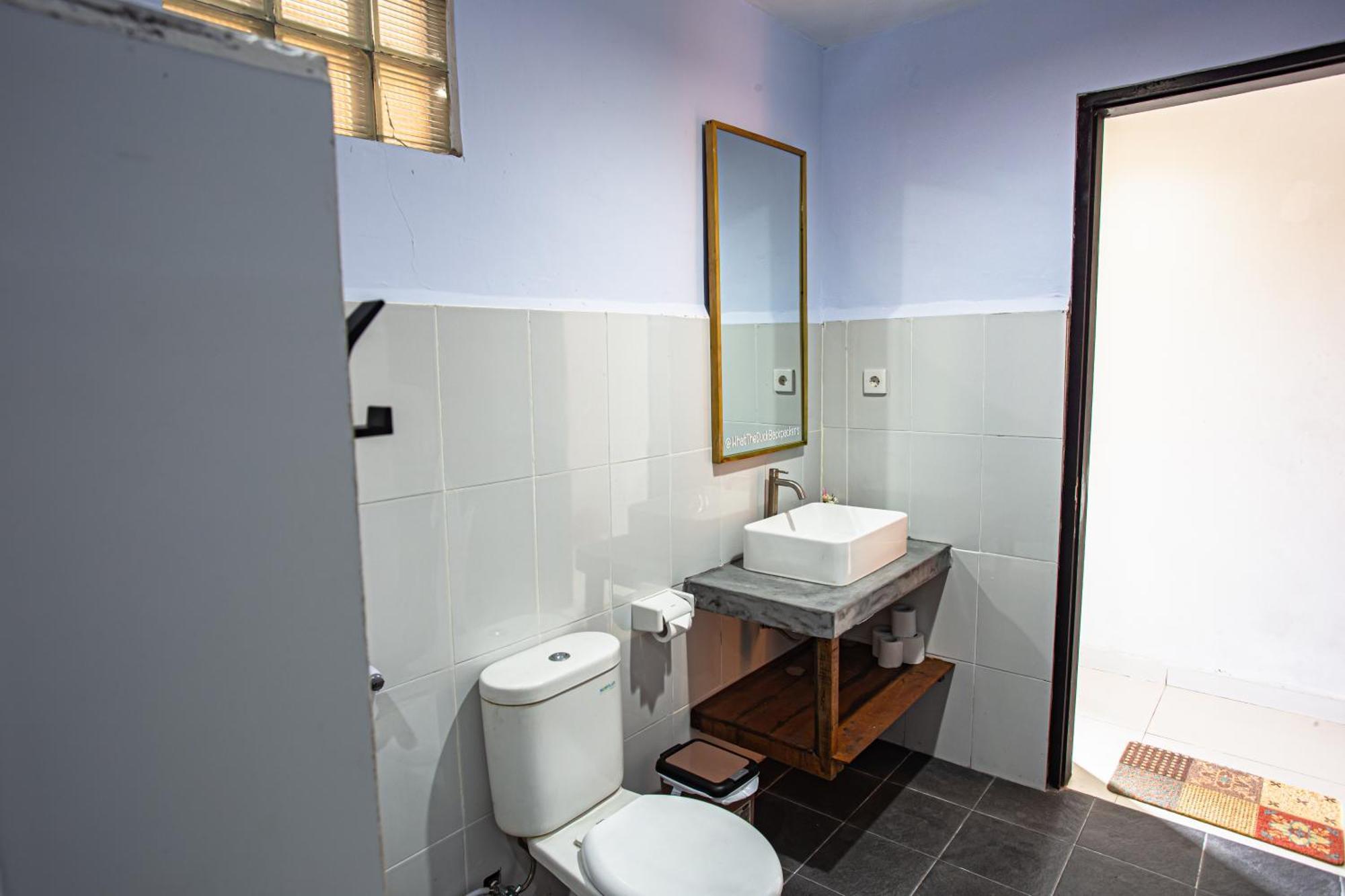 What The Duck Backpackers Canggu Extérieur photo