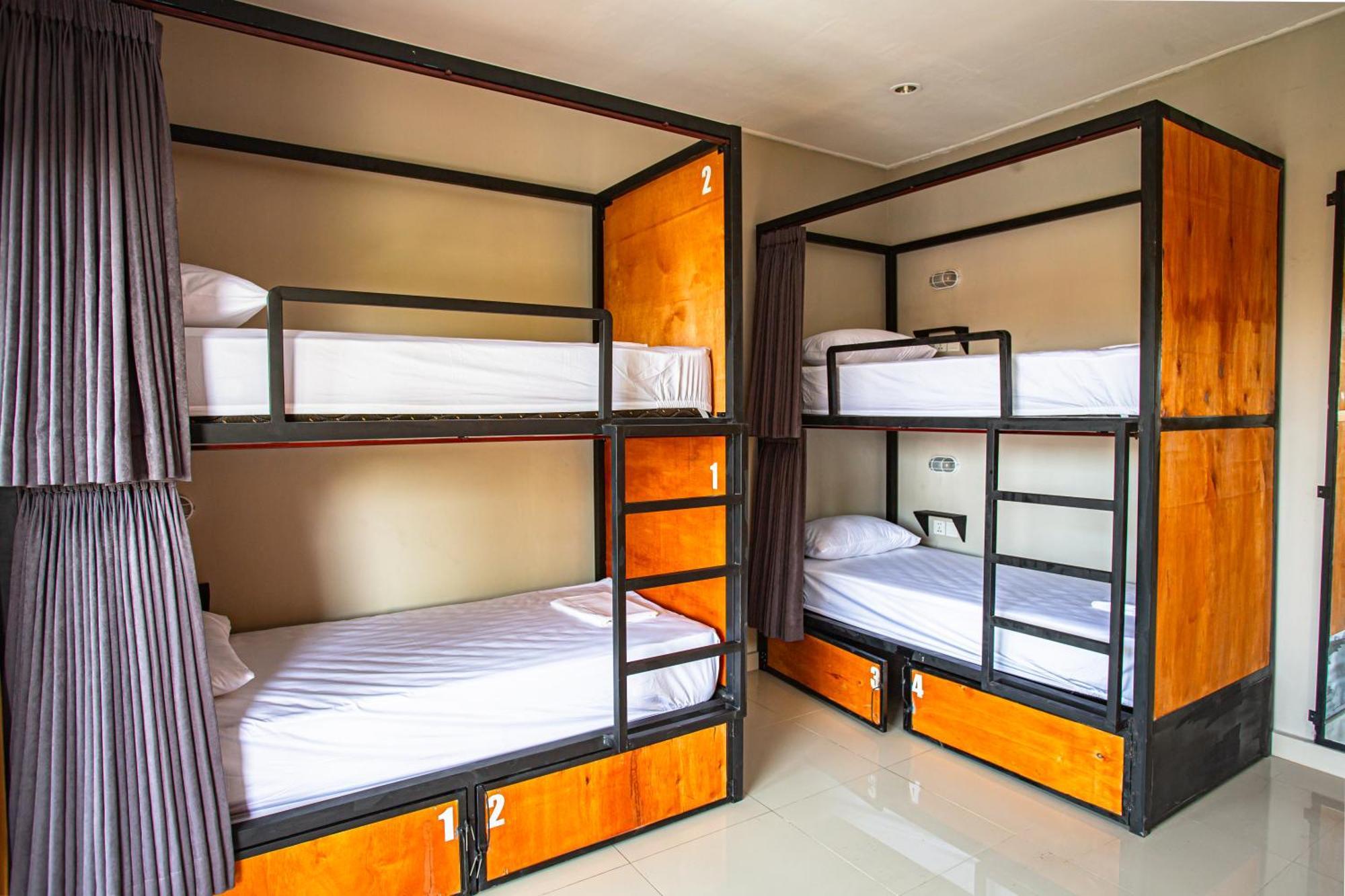What The Duck Backpackers Canggu Extérieur photo